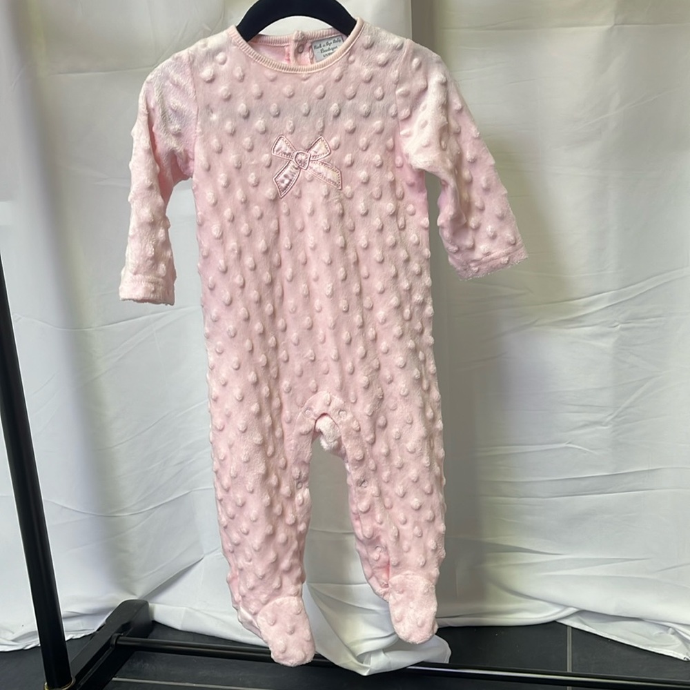 Rock a Bye Baby Boutique Baby girl Quilted pink bow Jumpsuit Size 6-9 M